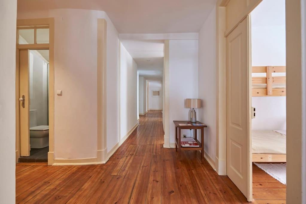 ליסבון Stunning Apartment Near Chiado מראה חיצוני תמונה