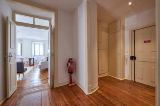 ליסבון Stunning Apartment Near Chiado מראה חיצוני תמונה